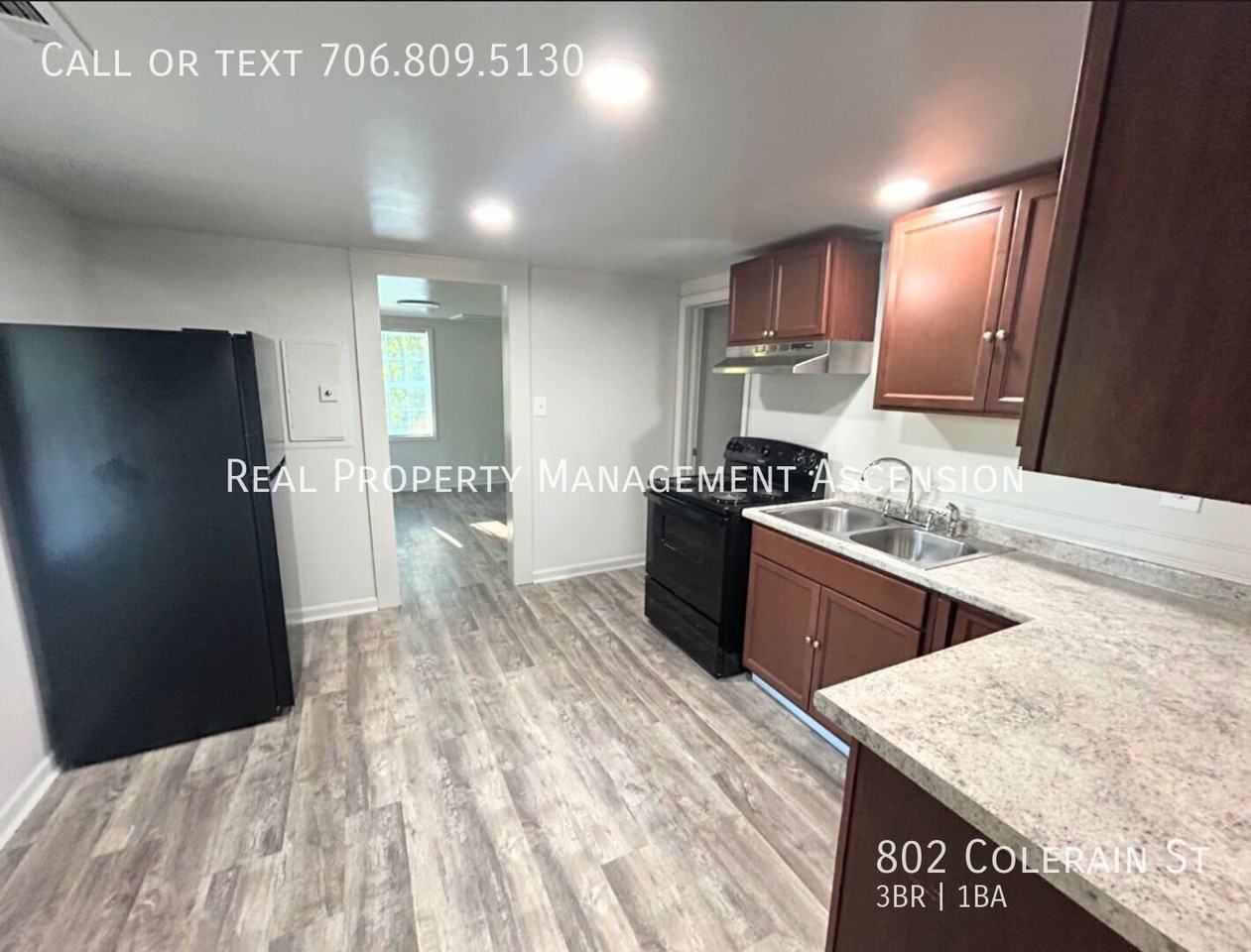 802 Colerain St - Photo 2 of 12