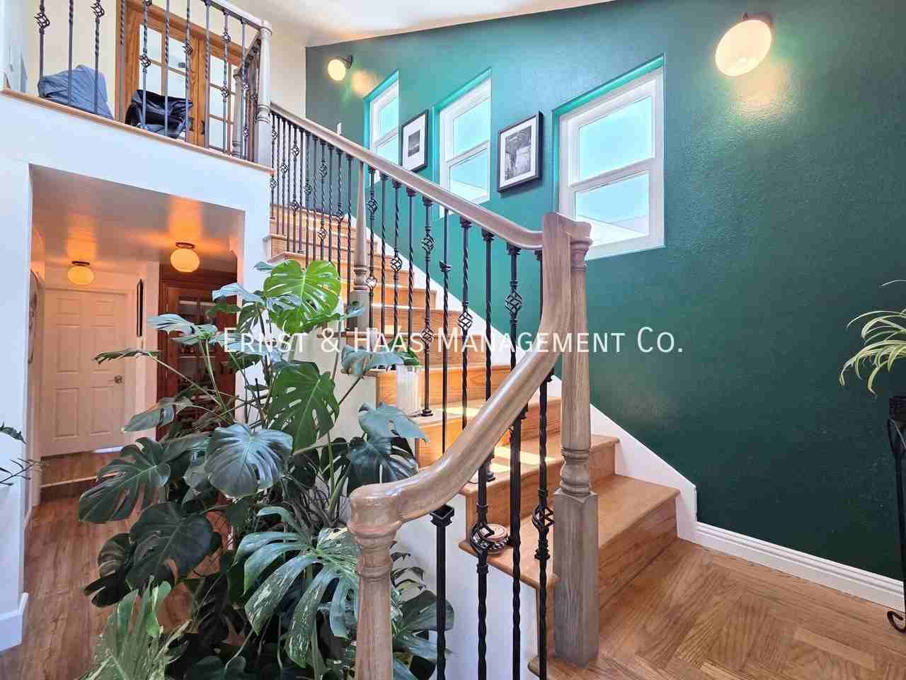 242 Ximeno Ave - Photo 6 of 25