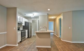 featured image of 122 Caledon Ct #122