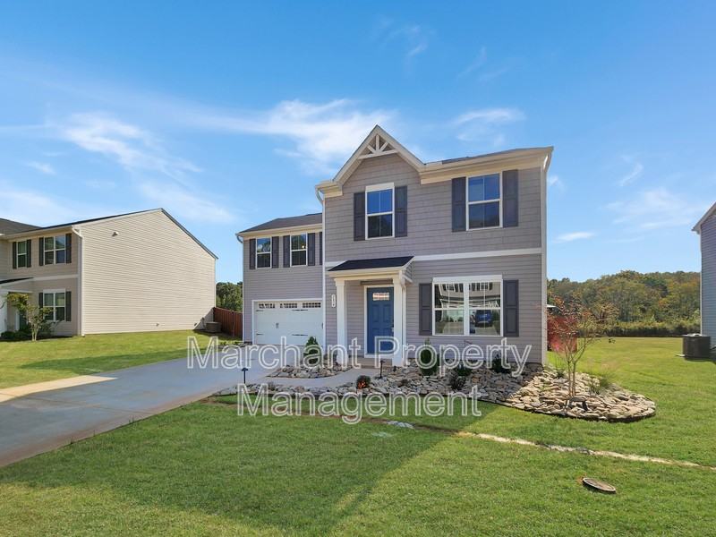 156 Barrington Creek Rd - Photo 3 of 32