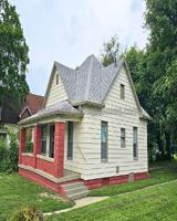 featured image of 2336 Sycamore St