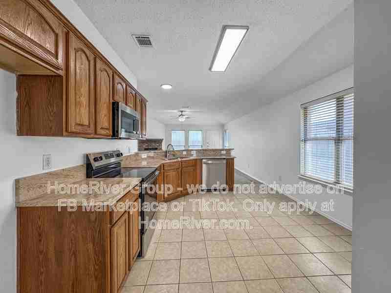 2828 Thrush Dr - Photo 7 of 22