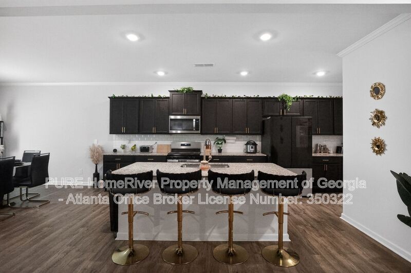 4842 Layton Dr - Photo 7 of 24
