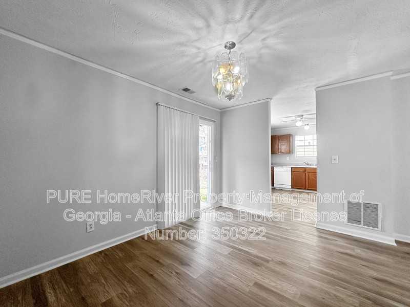 1174 Pin Oak Dr - Photo 5 of 17