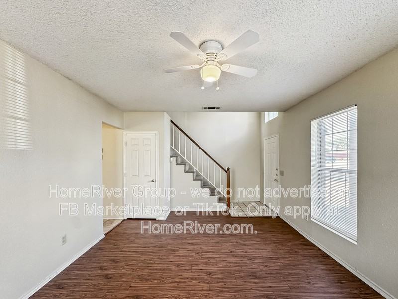 2417 Forestbrook Dr - Photo 4 of 22