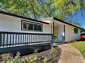 1127 Valley View Rd Se - Photo 1 of 1