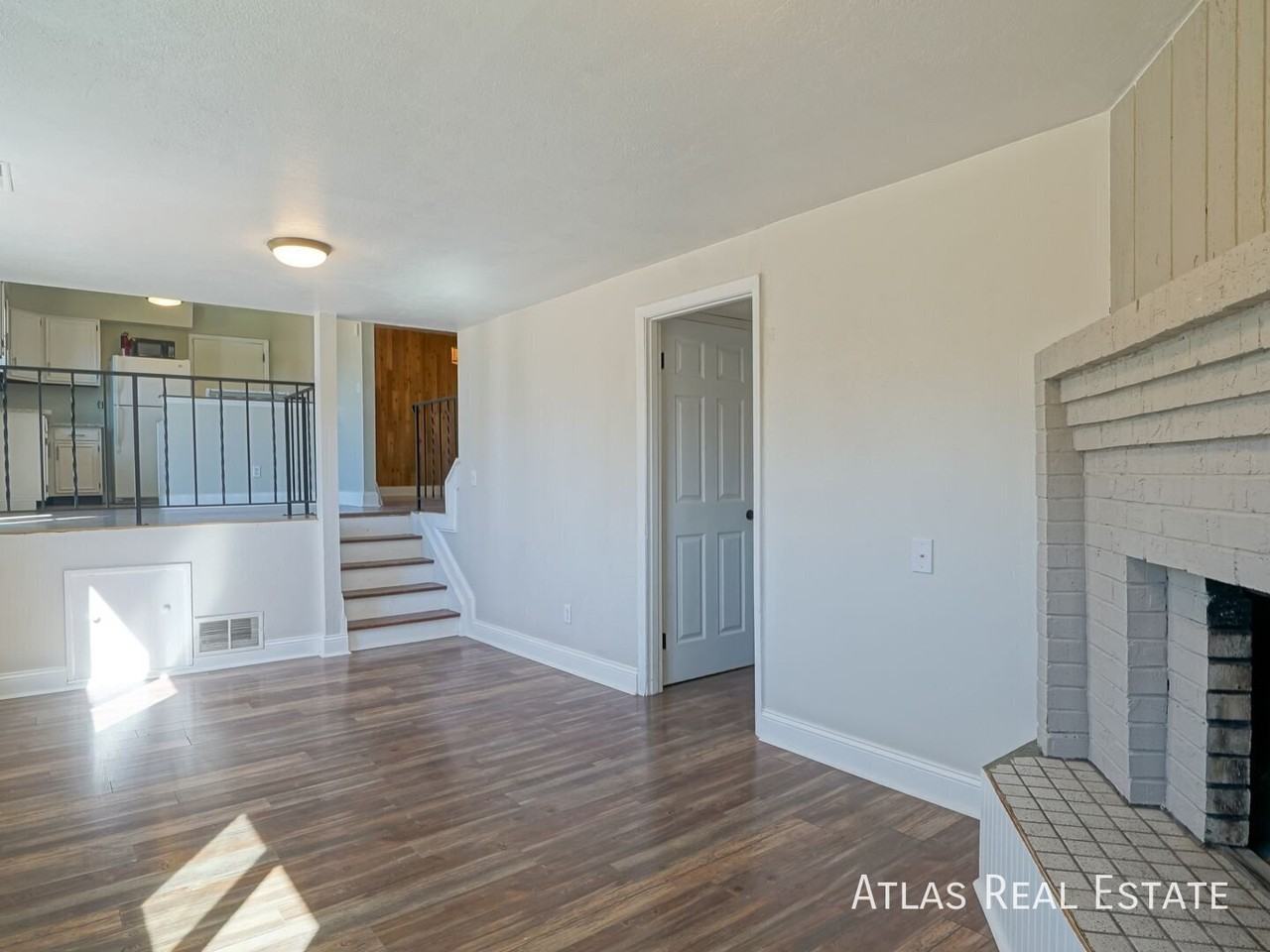 1540 Yakima Dr - Photo 2 of 20