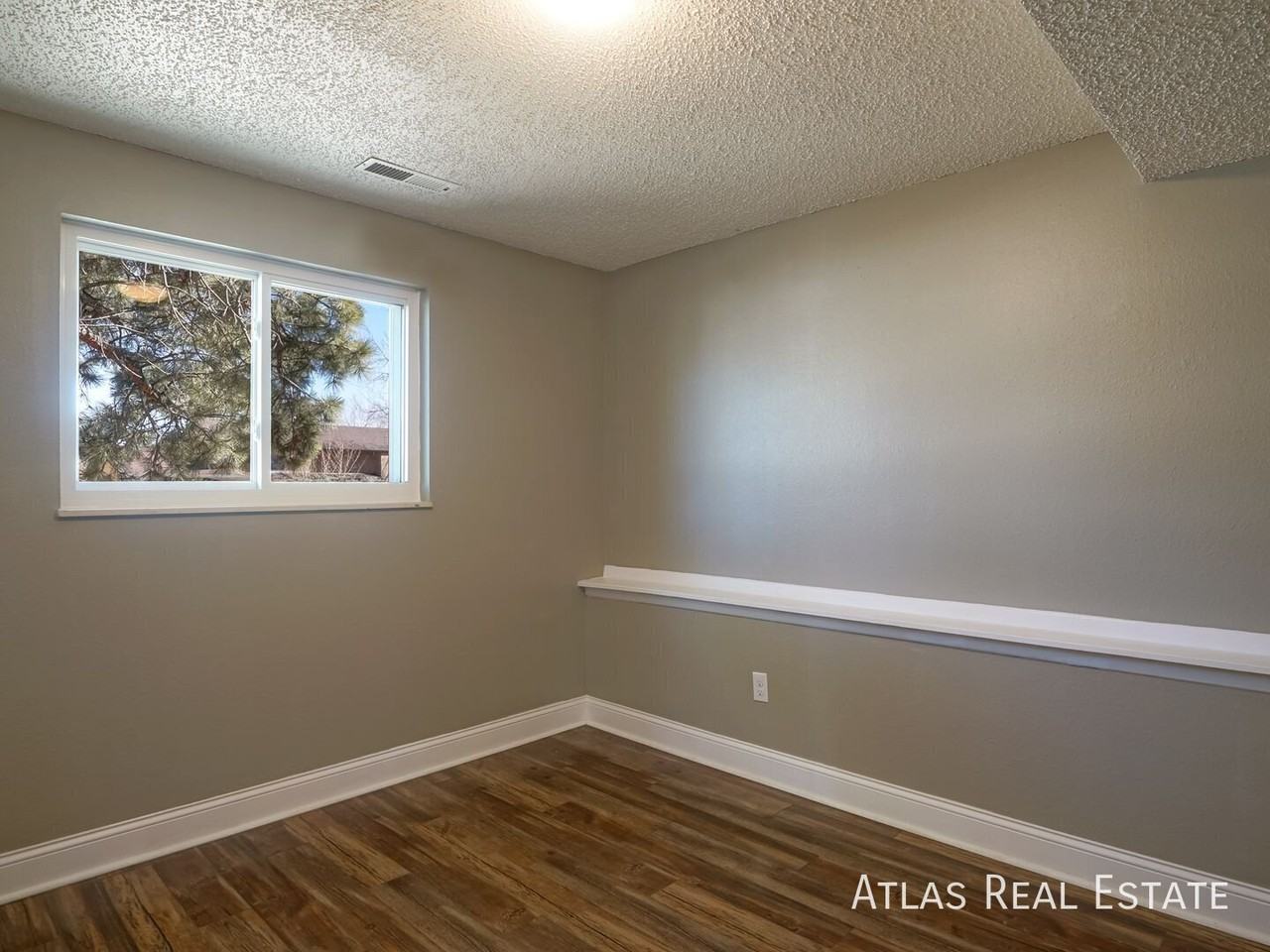 1540 Yakima Dr - Photo 7 of 20