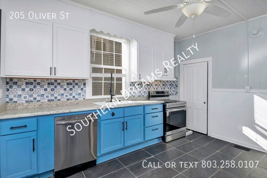 205 Oliver St - Photo 5 of 18
