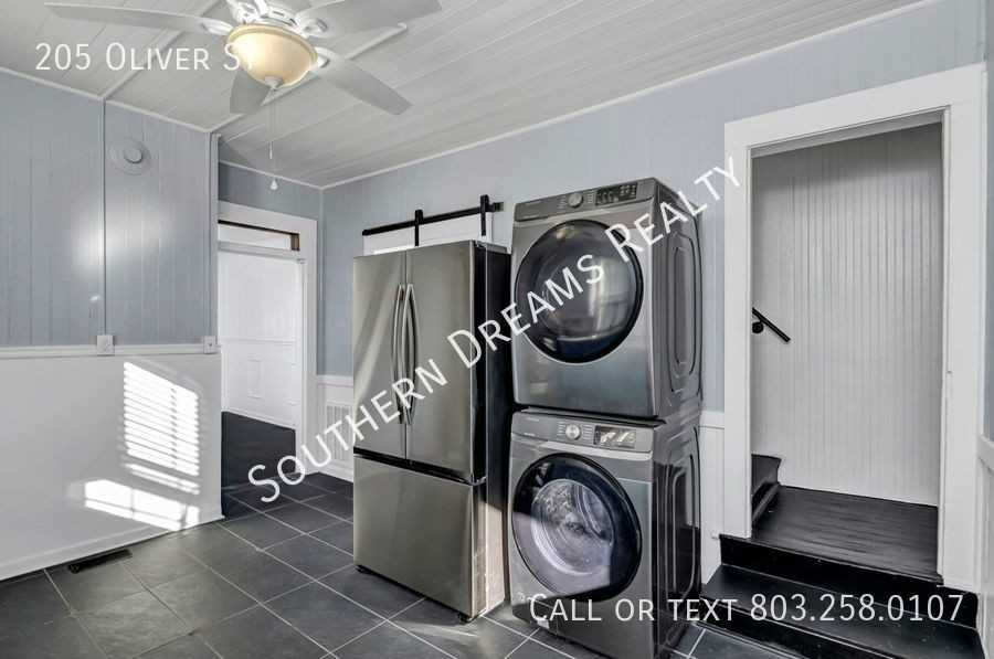 205 Oliver St - Photo 6 of 18