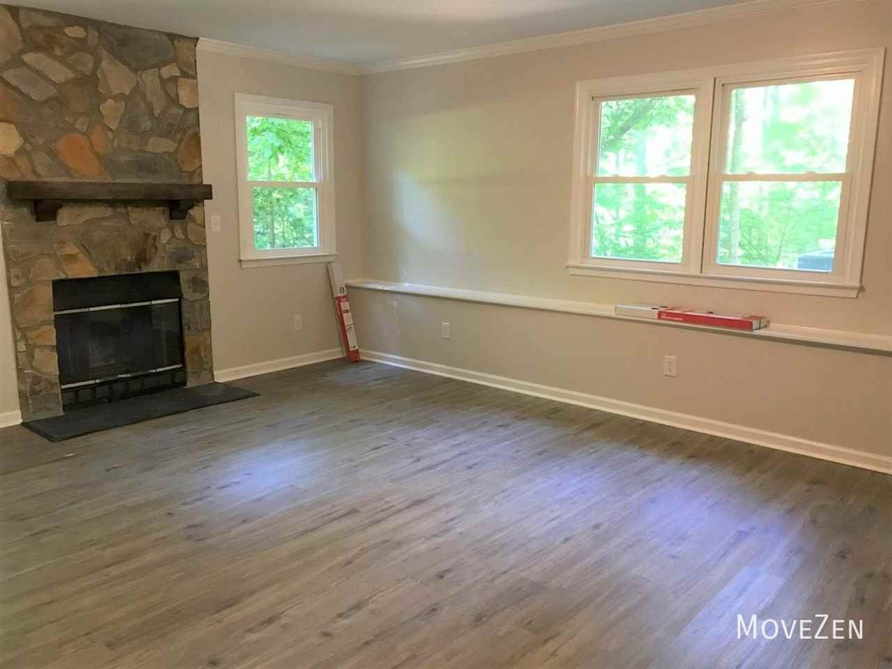 5408 Bridle Ridge Dr - Photo 4 of 9