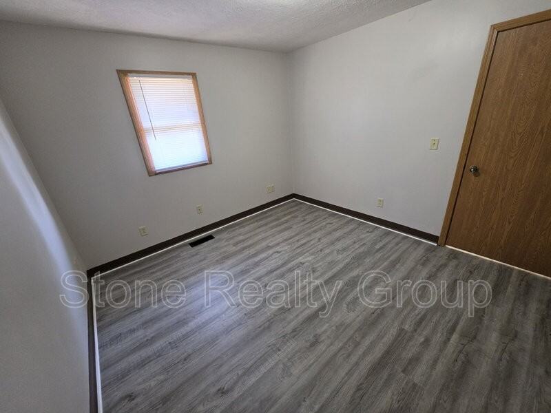 700 S 7th St #A - Photo 5 of 14
