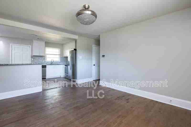 1891 Goddard St Se - Photo 4 of 23