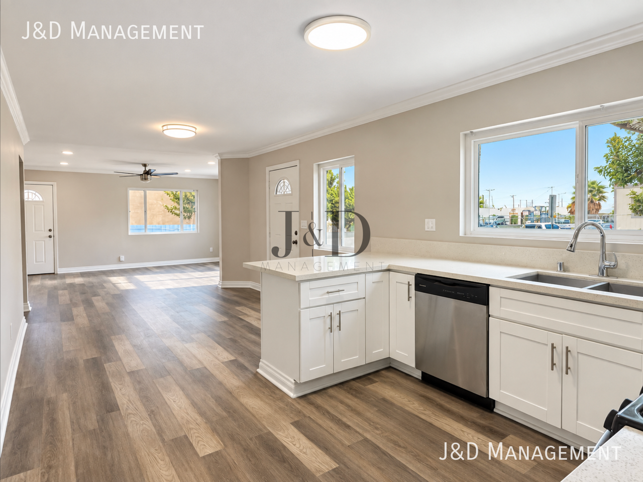 827 S 36th St - Photo 2 of 12