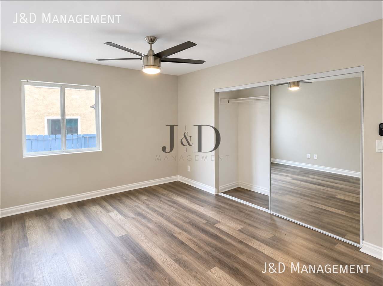 827 S 36th St - Photo 7 of 12