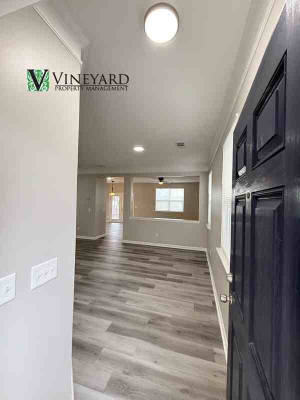 116 Silver Bow Ln - Photo 4 of 33