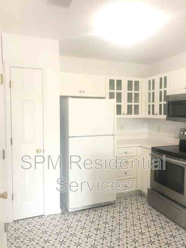 4122 Breezewood Dr #202 - Photo 5 of 20