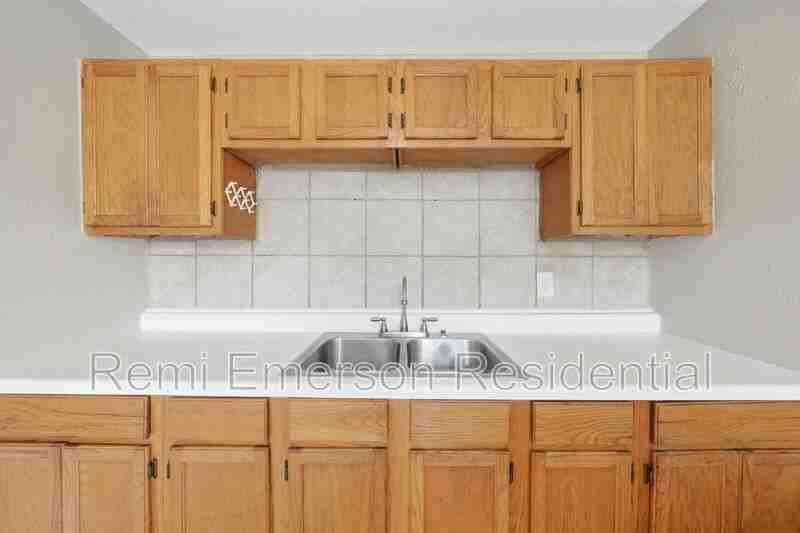 3905 Wilts St - Photo 7 of 16