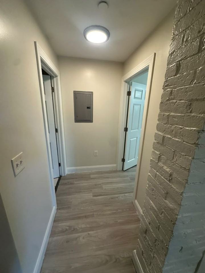 11 Park St - Photo 2 of 21