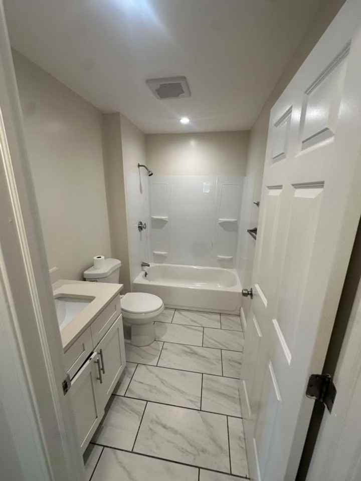 11 Park St - Photo 6 of 21
