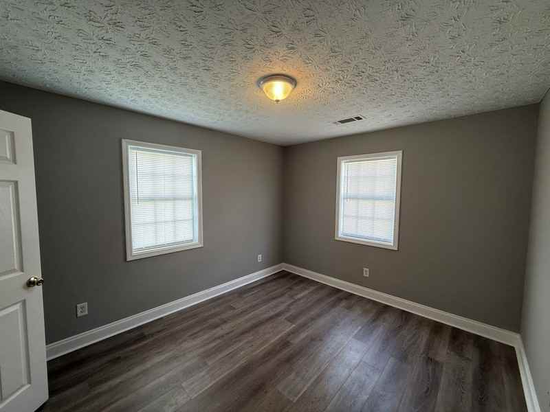 281 Westchester Cir - Photo 6 of 15