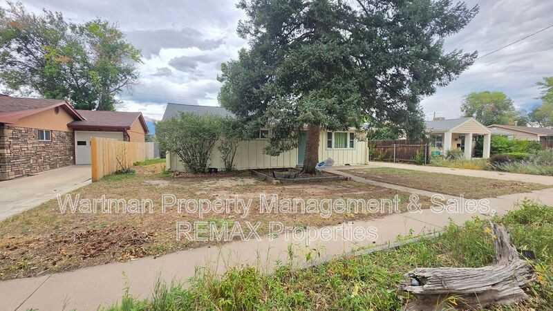 2524 Farragut Ave - Photo 2 of 21