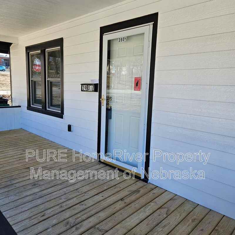 3901 Curtis Ave - Photo 2 of 27