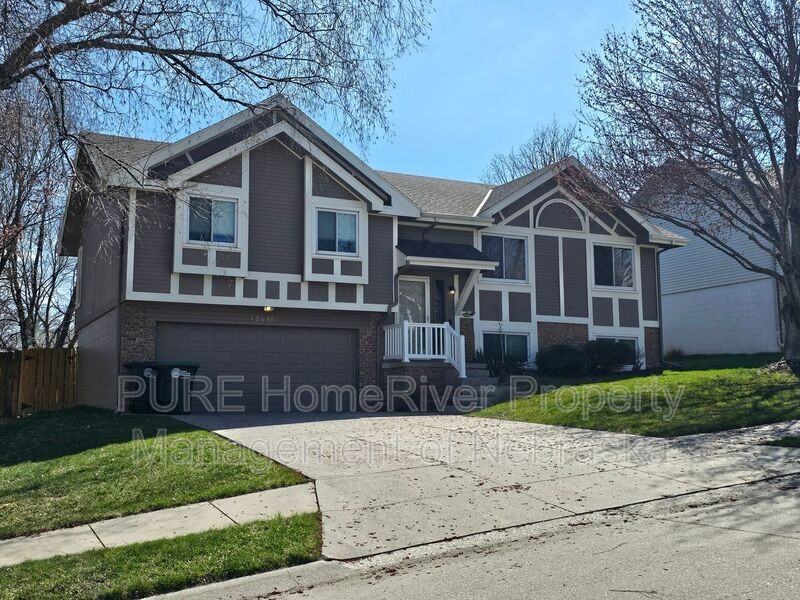12321 Wirt St - Photo 2 of 39