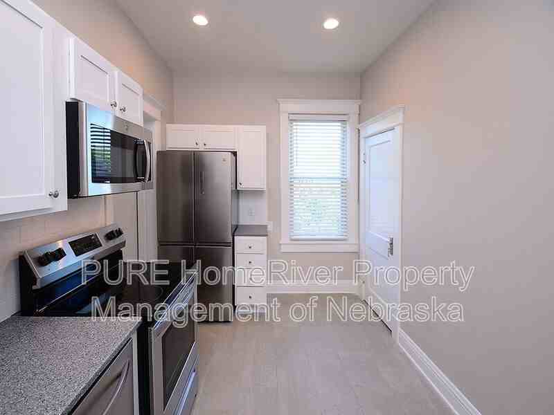 2969 Harris St #3 - Photo 6 of 21