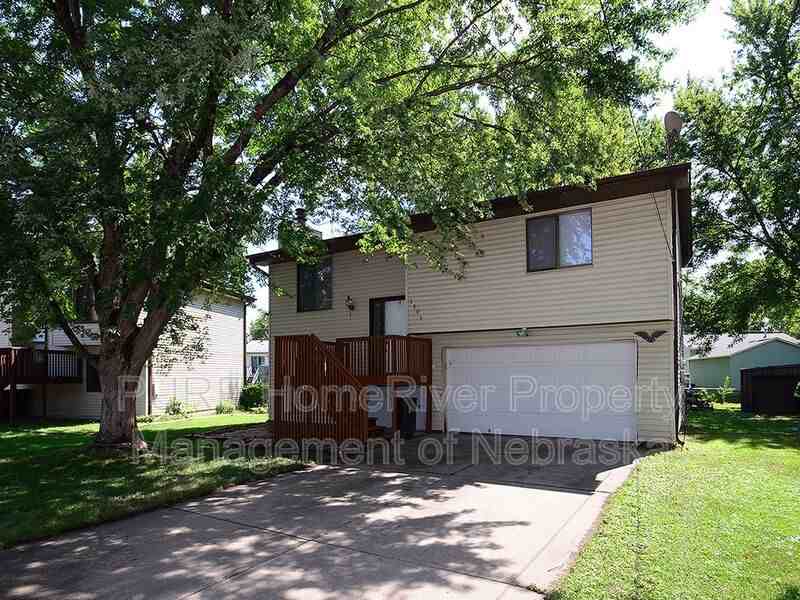 3607 Katie Dr - Photo 2 of 32