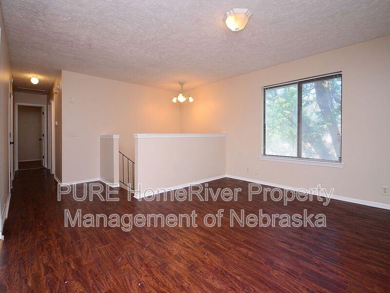 3607 Katie Dr - Photo 3 of 32
