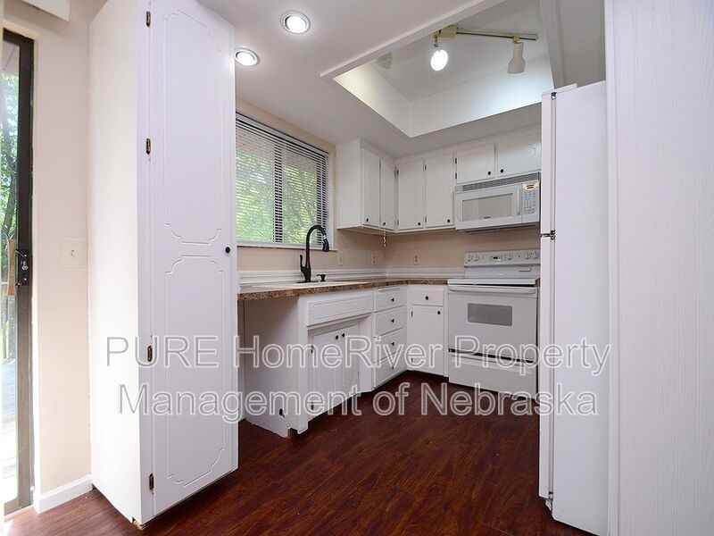 3607 Katie Dr - Photo 5 of 32