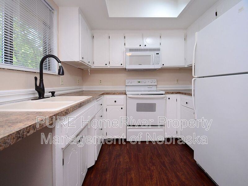 3607 Katie Dr - Photo 6 of 32