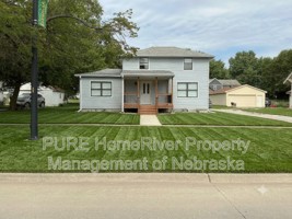 featured image of 316 N 13th St