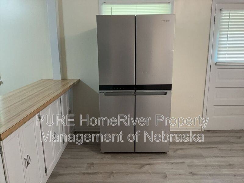 3607 Ernst St - Photo 5 of 19