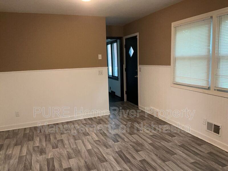 5236 Ames Ave - Photo 6 of 36