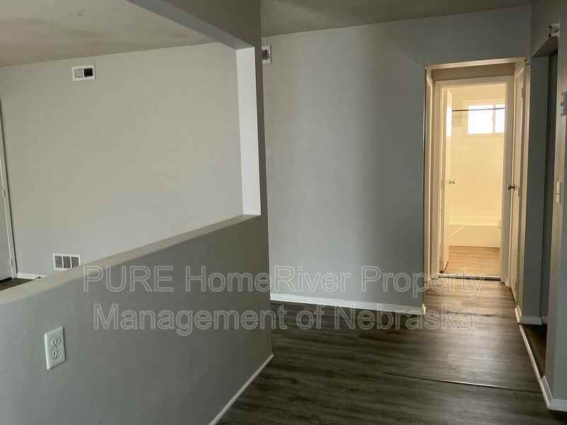 4422 S 25th St #12 - Photo 6 of 17