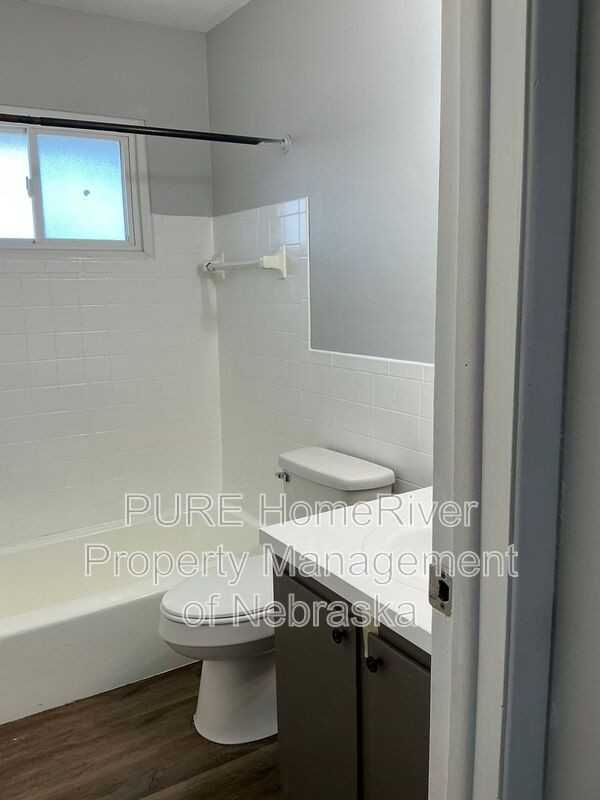 4422 S 25th St #12 - Photo 7 of 17