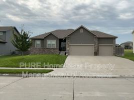 featured image of 11910 S 112th St