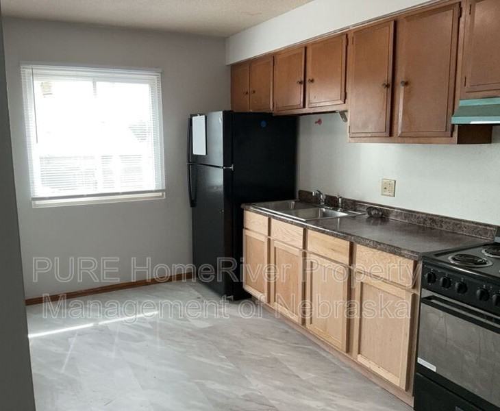 4422 S 25th St #10 - Photo 6 of 15