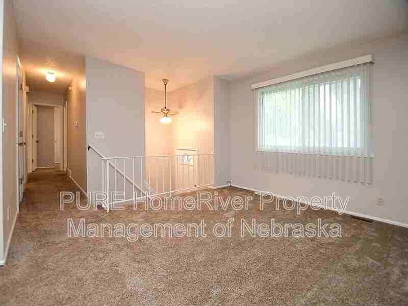 2511 N 143rd Ave - Photo 3 of 23