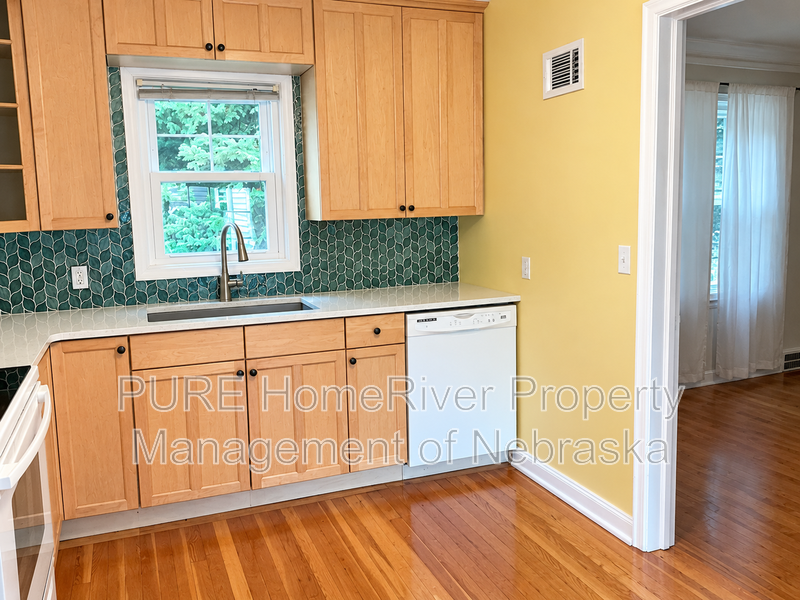 1302 S 51st Ave - Photo 4 of 29