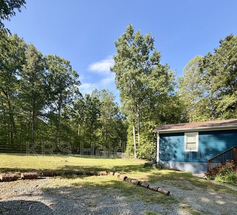 6920 Albevanna Spring Rd - Photo 2 of 13
