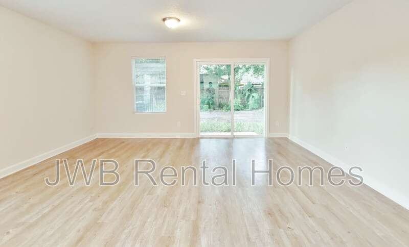 8622 Free Ave - Photo 6 of 11