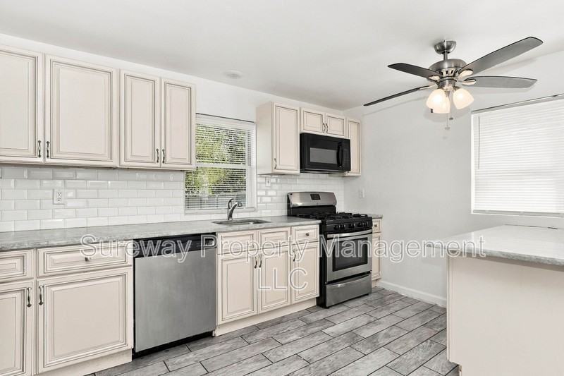 90 Atlantic Ave - Photo 5 of 15