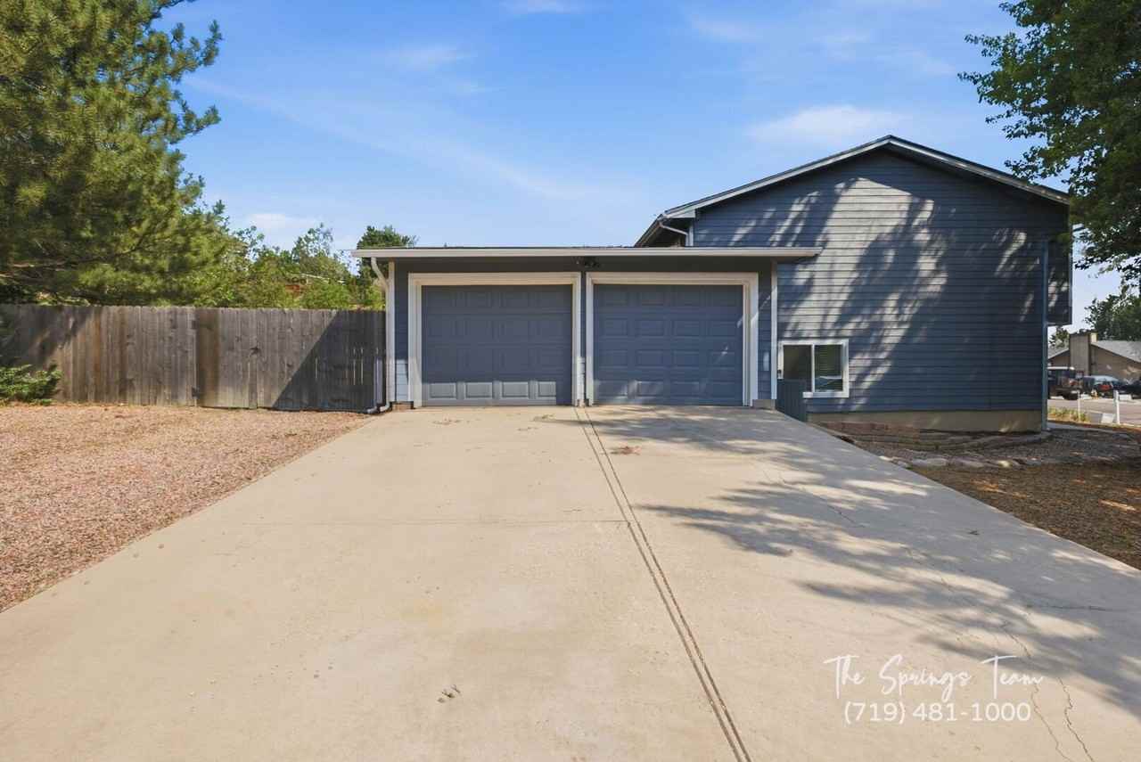 1239 Suncrest Way - Photo 2 of 50