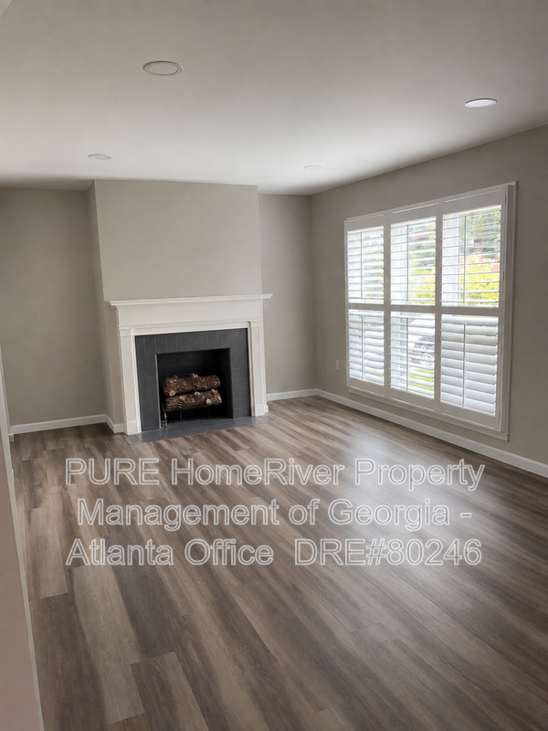 1880 Dorsey Ave - Photo 3 of 20