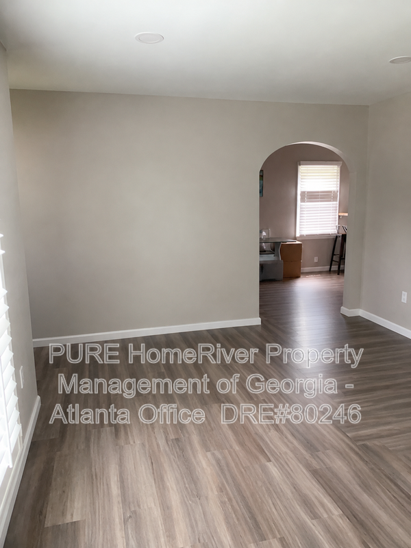 1880 Dorsey Ave - Photo 5 of 20