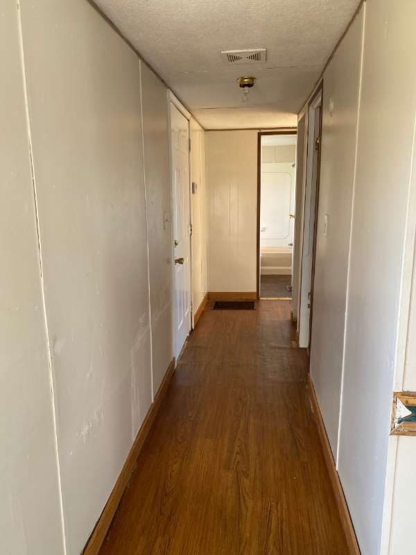 125 Pebbles Ln - Photo 5 of 10