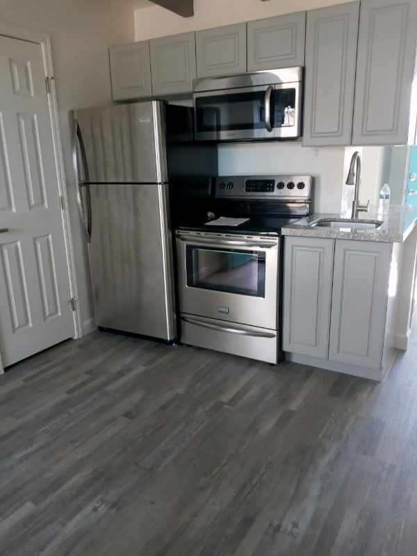 2858 N Alvernon Way - Photo 2 of 43